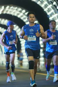 BIB: 2013, 41933, 41105
                            <button type="button" onclick="openModal(20569584)" class="btn btn-primary btn-sm float-right btn-popup" data-toggle="modal" data-target=".modal-high-quality">
                        <i class="fas fa-shopping-cart"></i> Add to Cart
                    </button>
                                            <button type="button" onclick="isThisMe(20569584, true)" class="btn btn-success btn-sm float-right btn-popup btn-isme hidden" data-toggle="tooltip" data-placement="bottom" title="นี่คือรูปของคุณใช่ไหม คลิกที่นี่เพื่อเอาเข้าอัลบั้ม">
                        <i class="fas fa-plus"></i> Add to album
                    </button>
                    <button type="button" onclick="isThisMe(20569584, false)" class="btn btn-warning btn-sm float-right btn-popup btn-isnotme hidden">
                        <i class="fas fa-ban"></i> Remove from album
                    </button>